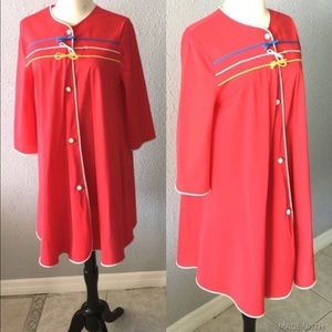 Vintage 1960’s Mid Century Mod Robe